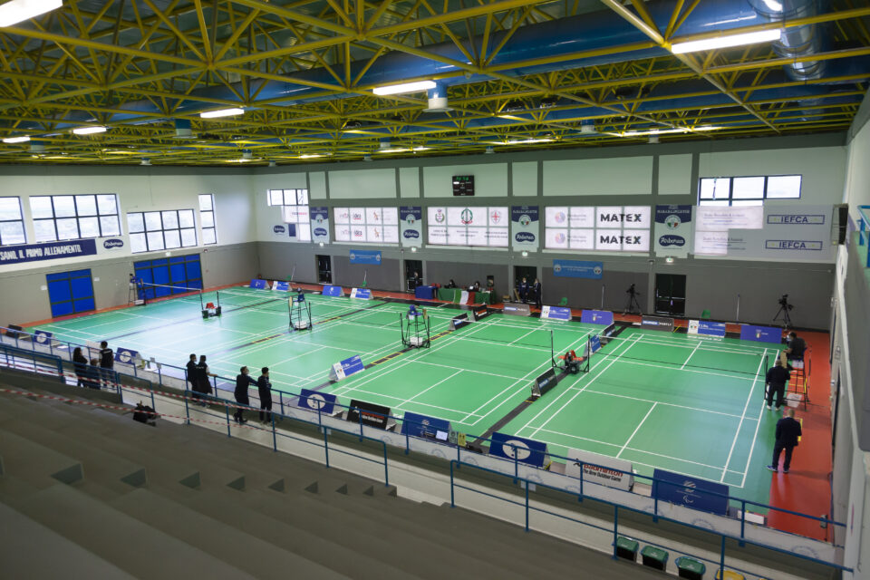 palazzetto-badminton-maracalagonis.jpg